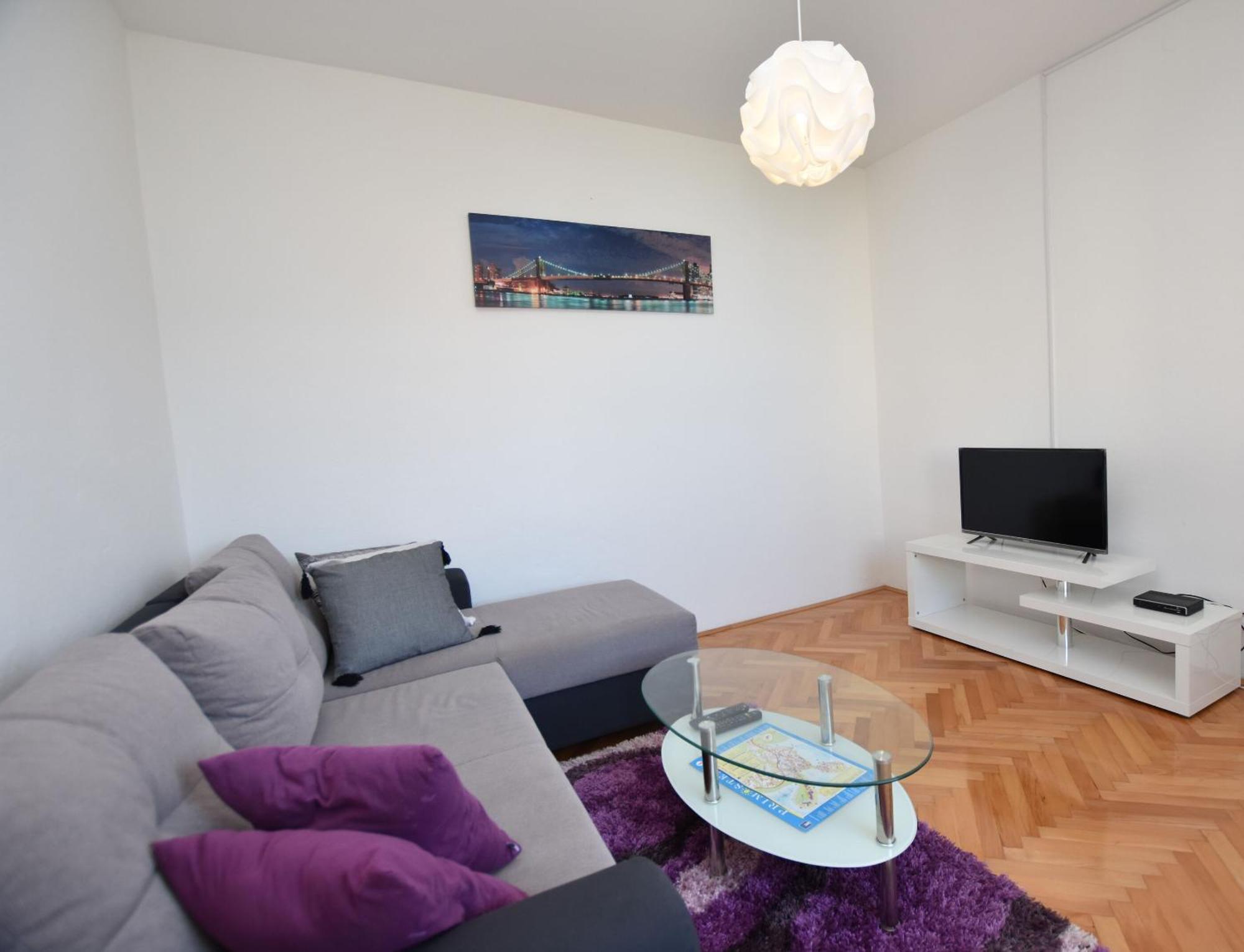 Apartments Guzela Primošten الغرفة الصورة